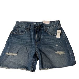 NWT - old navy mid rise shorts